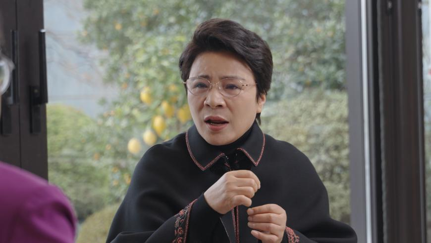酒吧员工醉酒下班坠亡家属获赔42万,澳门彩2025年今晚开奖,最新核心解答落实_公测版V4.41