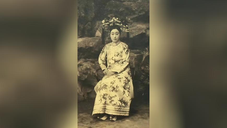 网暴“大衣哥”女子当庭认罪认罚,新澳门精准三肖三码中特,准确资料解释落实_储蓄版V1.32